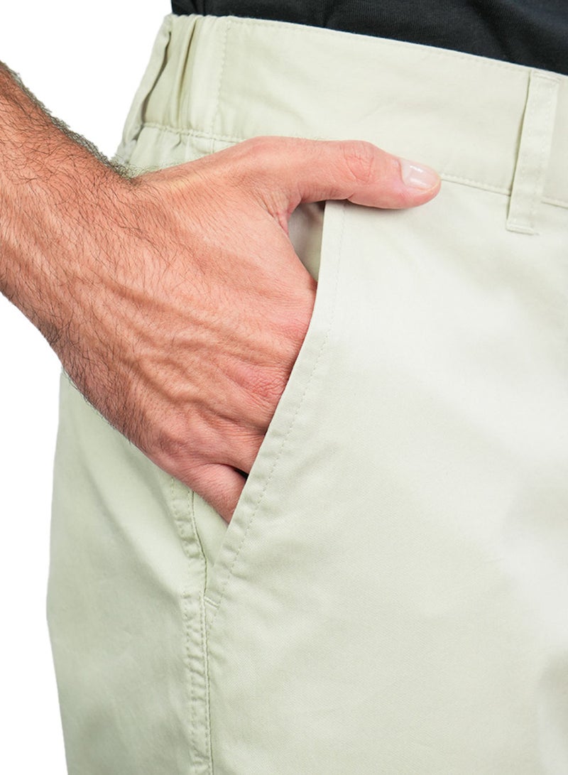 GIORDANO Men’s Relaxed Stretch Twill Cargo Khakis - Image 4