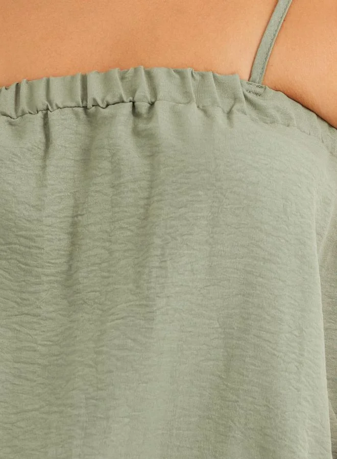 ستايلي بلوزة بحمالات وياقة مربعة مطاطية من Styli