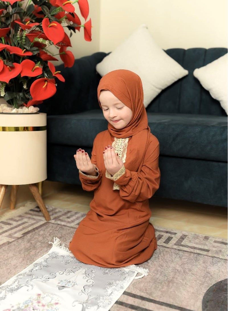 LINA FASHION Three-piece prayer set for girls: a children's prayer sheet, a children's prayer rug, and a card of supplications after prayer, a gift for the girl - Image 3