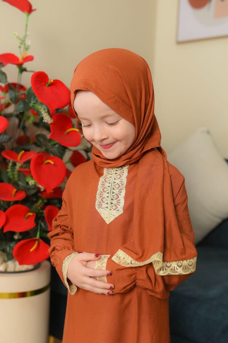 LINA FASHION Three-piece prayer set for girls: a children's prayer sheet, a children's prayer rug, and a card of supplications after prayer, a gift for the girl - Image 5