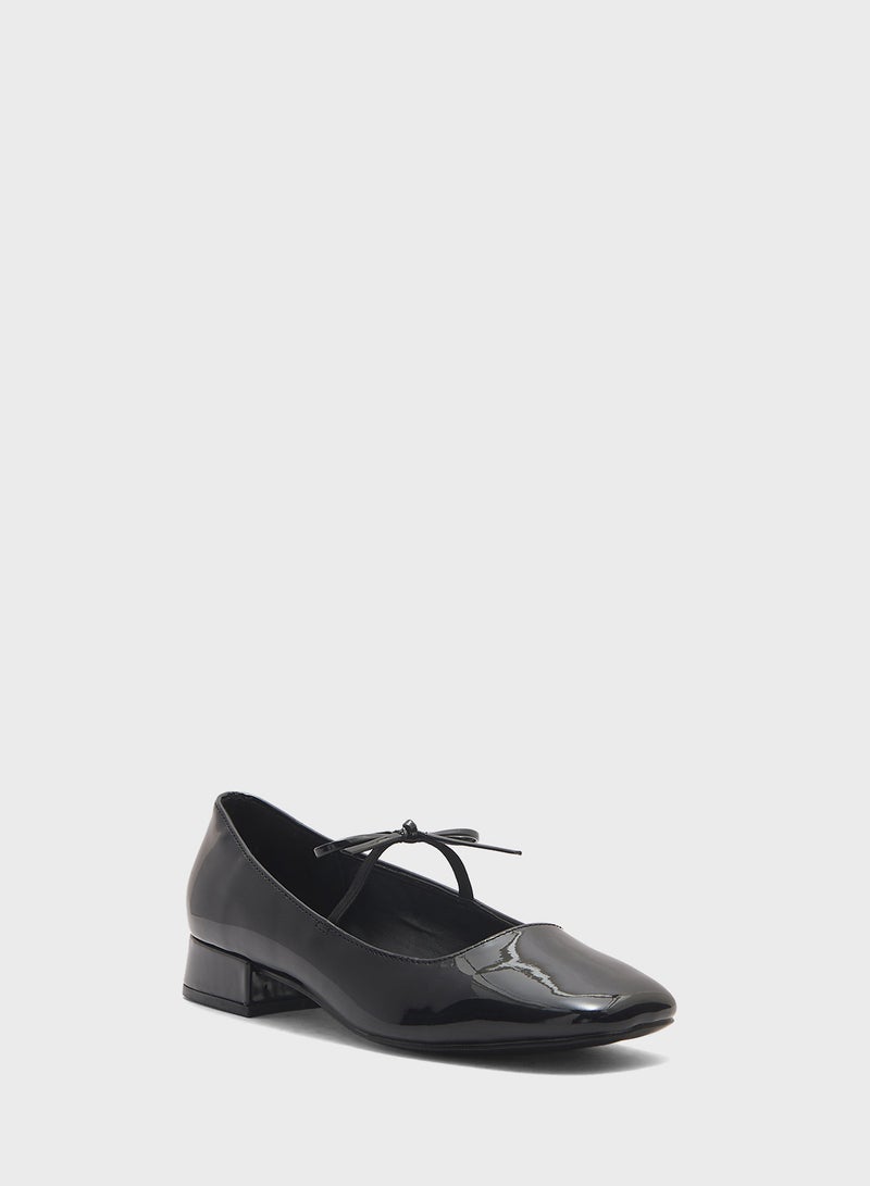 STEVE MADDEN Egret Pointed Toe Low Heel Pumps  - Image 2