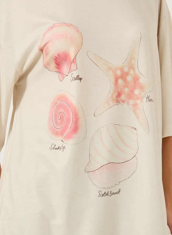 Styli Graphic Print Short Sleeve Oversized T-Shirt