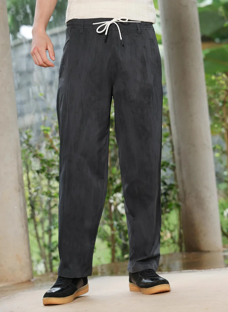 Campus Sutra Men Gazed-Imprint Straight-Fit Trousers | Mid-Rise, Elasticated Stretch | Drawstring , Straight Hem | Abstract Print Twill | Woven Fabric For Casual & Street Wear | Midnight Black