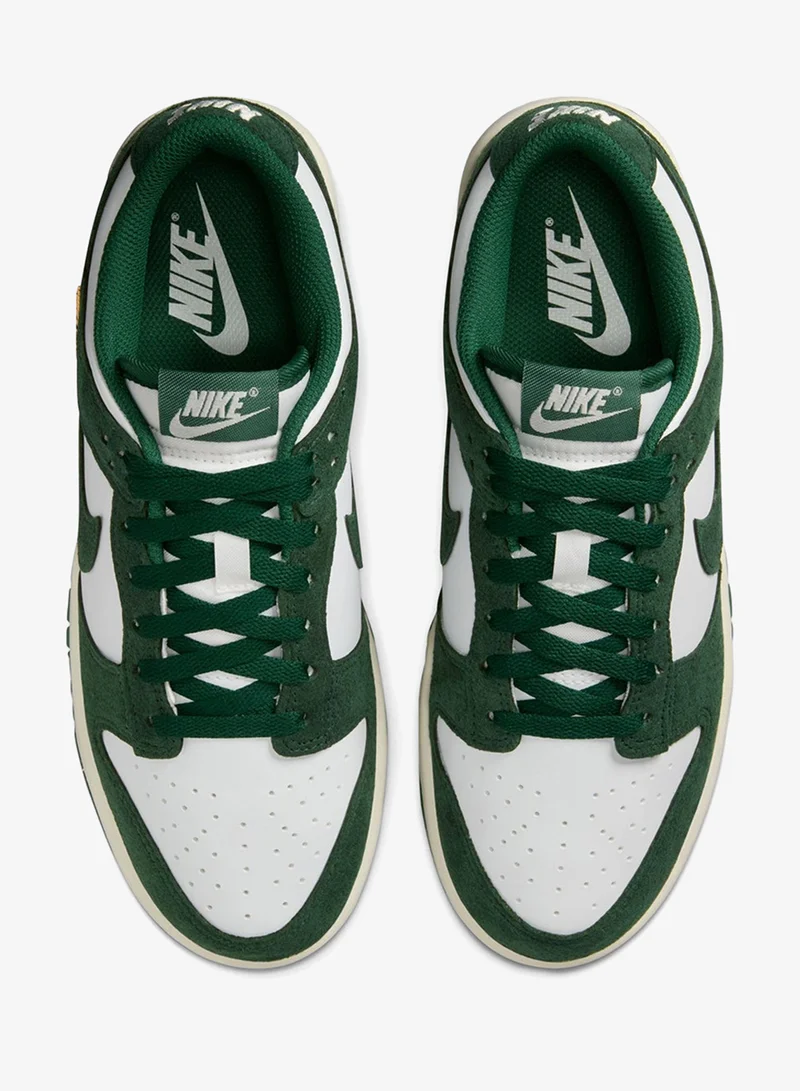 نايكي دانك لو