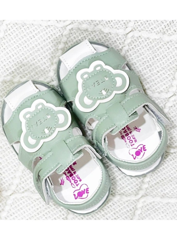 Printed Children's Light-Up Sandals With Hook-And-Loop Closure - pzsku/ZA8FF9AF0FAD5EC8E1B53Z/45/_/1734841013/445ddad2-e8da-4a89-ae19-3ea8895802bb