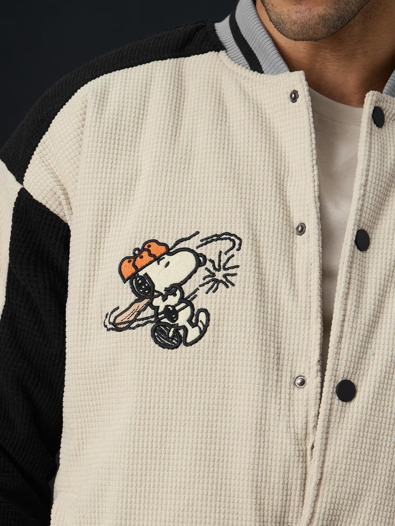 The Souled Store Peanuts: Happy Days Men and Boys Full Sleeves Mandarin Collar Light Beige Typography Embroidered Polyester Oversized Fit Lightweight Everyday Bomber Jacket - Image 4
