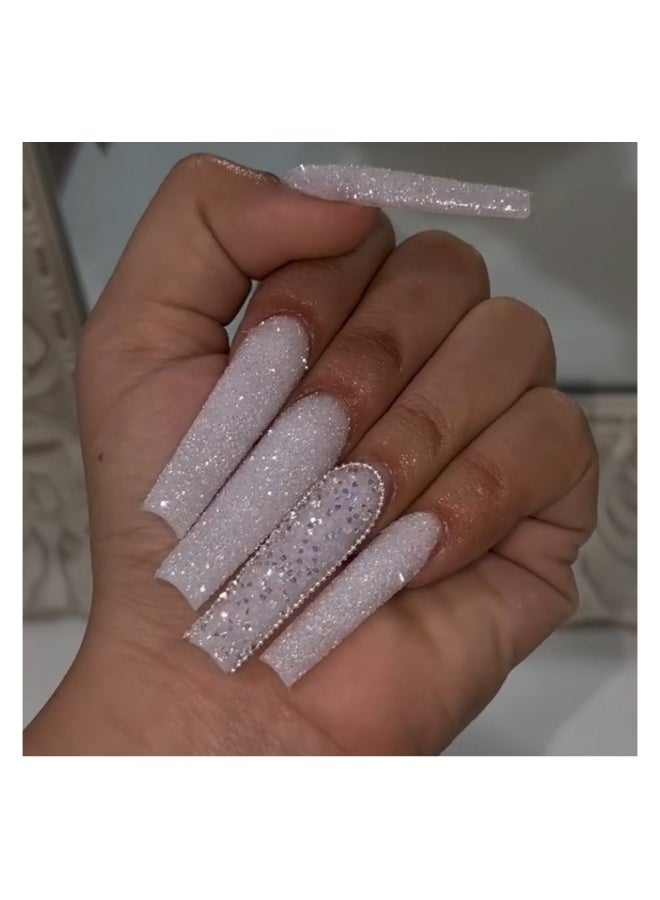 Beauenty Wear a manicure extension - Image 1