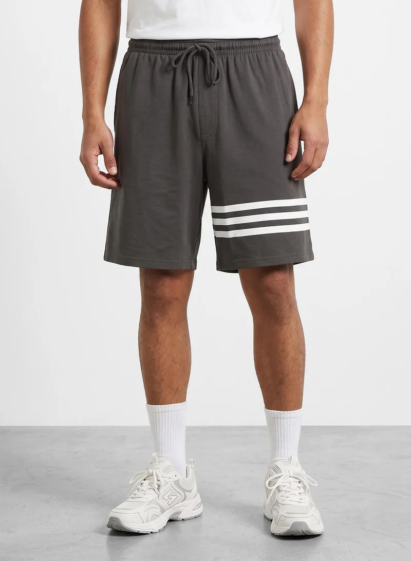 Seventy Five Printed Regular fit Shorts