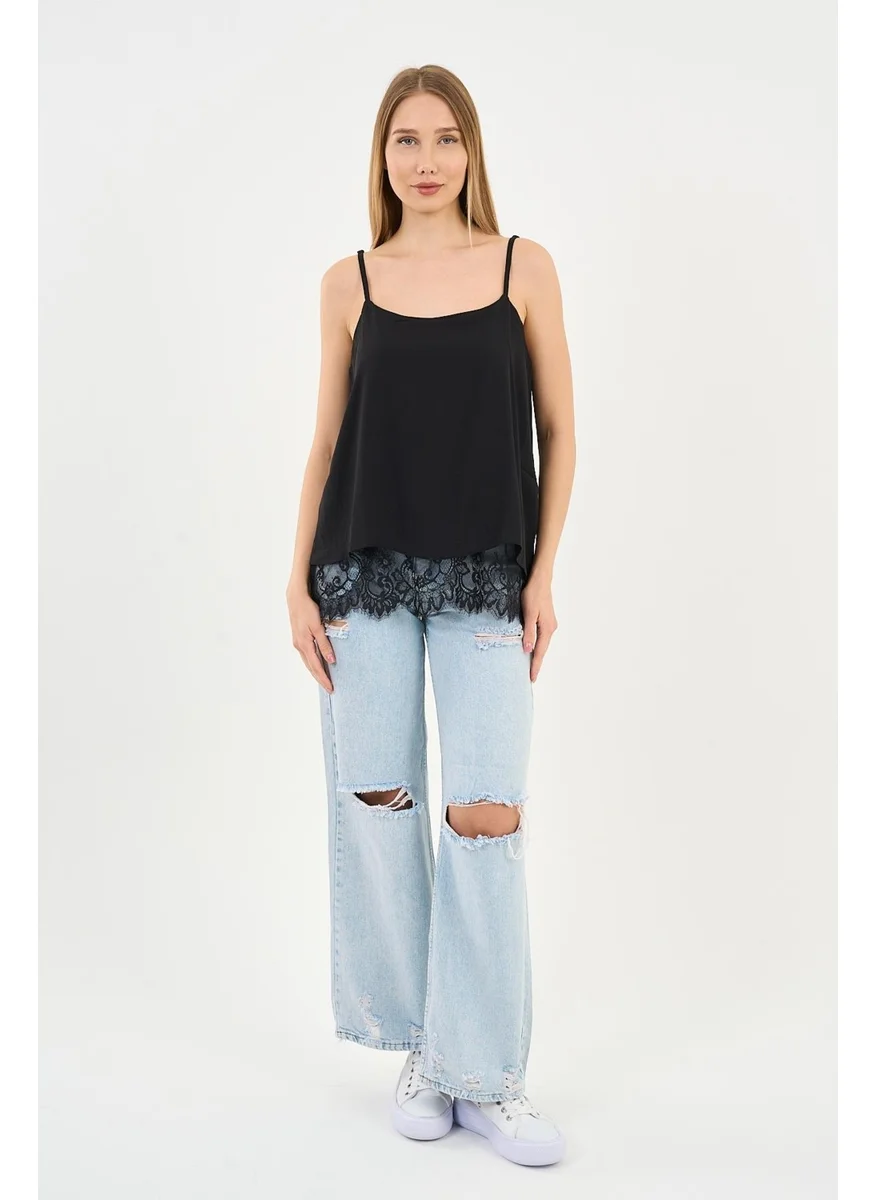 الكسندر جاردي Lace Strap Blouse (ARTNR5473)