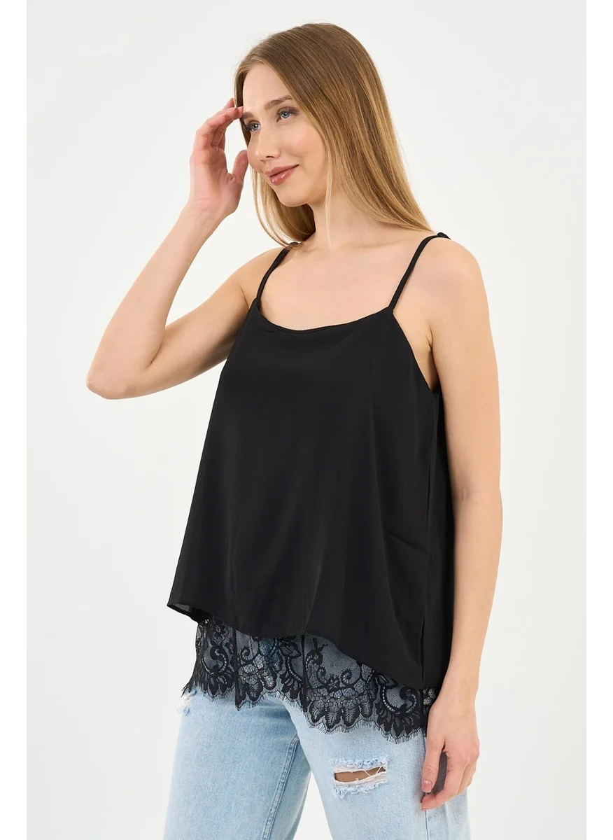 الكسندر جاردي Lace Strap Blouse (ARTNR5473)