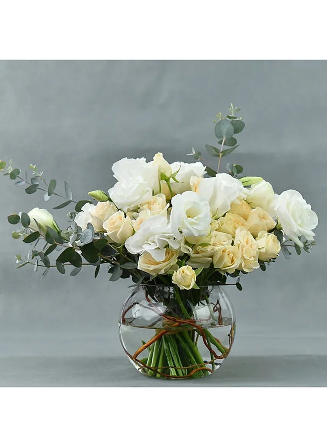 Ferns N Petals White Roses Flower Arrangement in Premium Vase