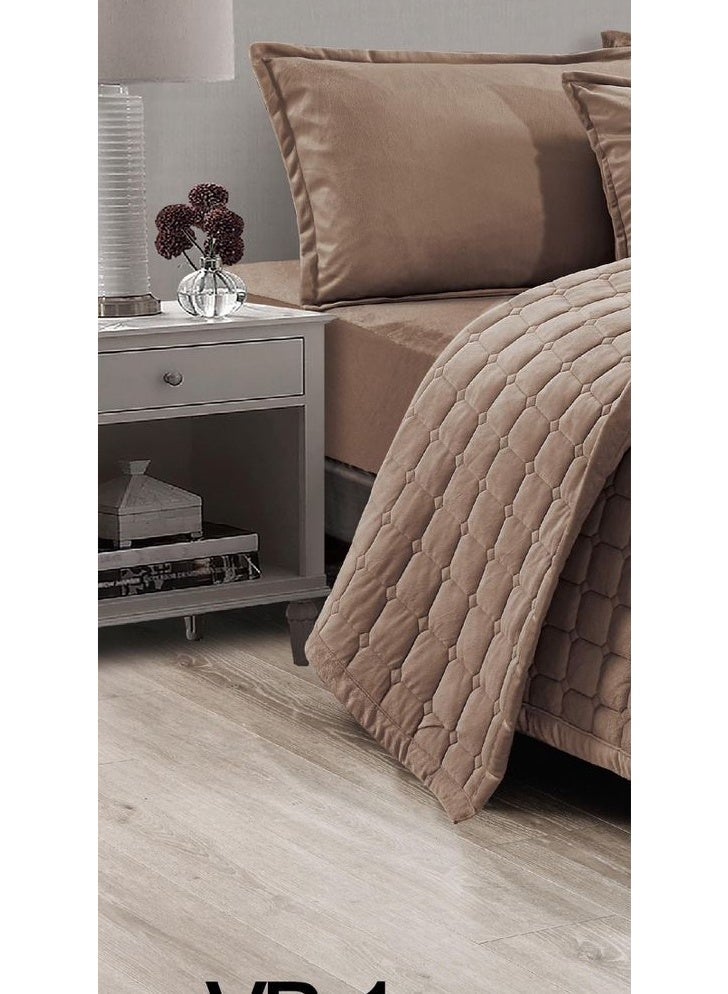 ريد روز مفرش سرير نفر مضغوط من المخمل الناعم ليمنحك الدفئ والراحة مقاس 170 *210 سم - Image 2