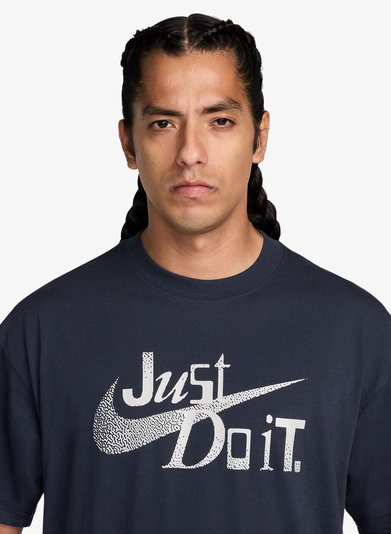 Nike Nsw Loose Fit Just Do It T-Shirt - Image 3