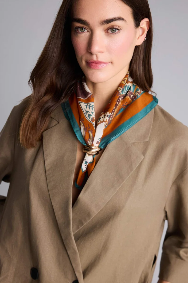 Woman Floral Foulard