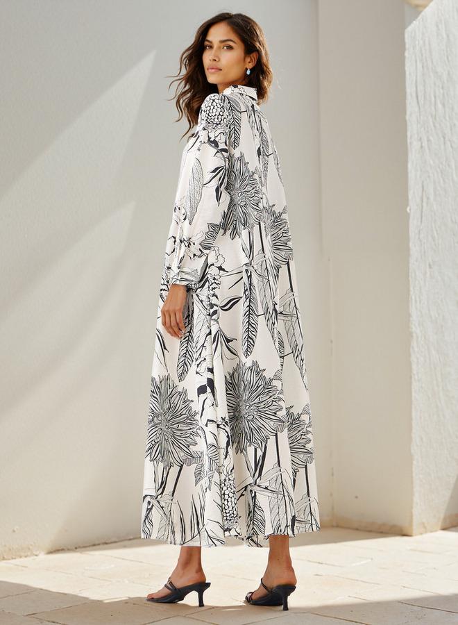 ايكونيك فستان ماكسي أيقوني بطبعة وياقة وأكمام طويلة - Image 3