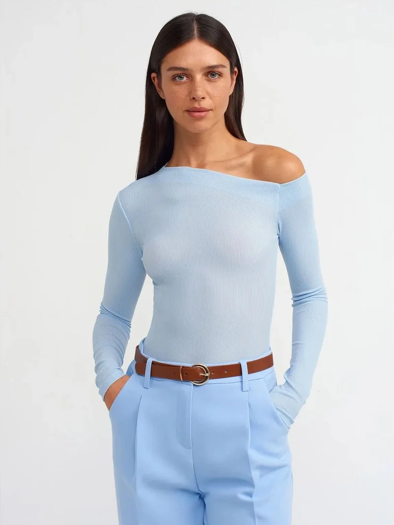 ديلفين Dilvin Slim Fit Asymmetrical Cut-Out Blouse
