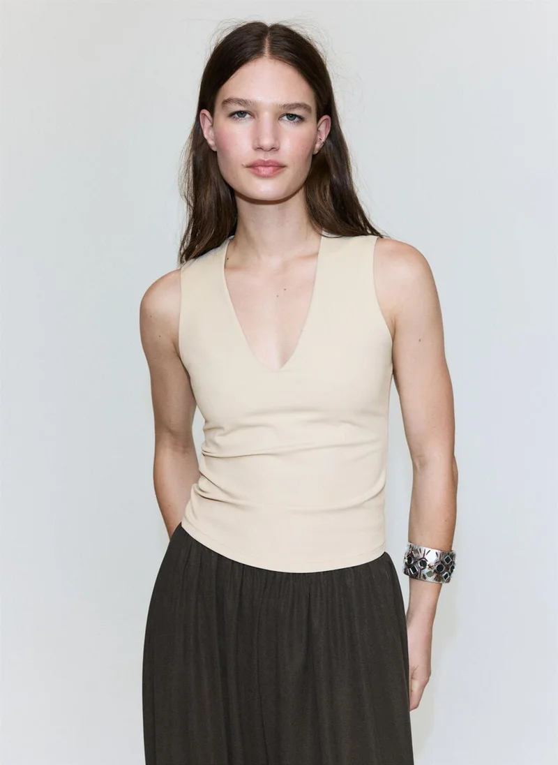 مانجو Fitted V-Neck Top