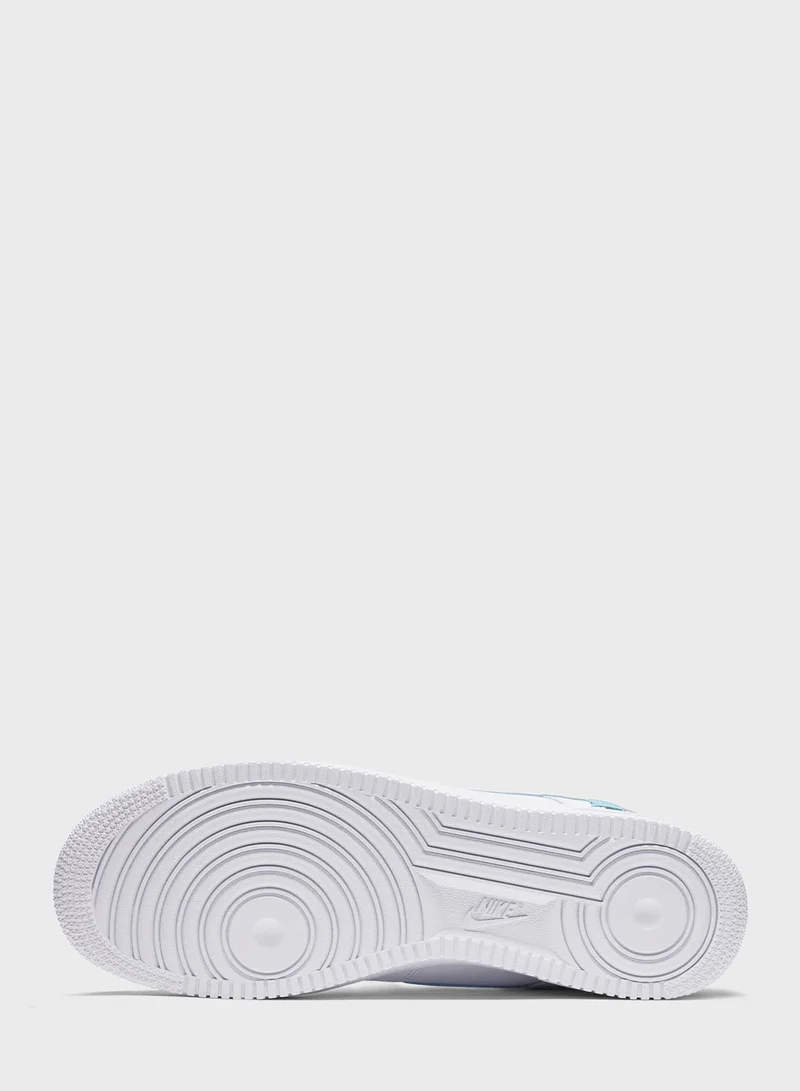 Nike Air Force 1 '07 LV8