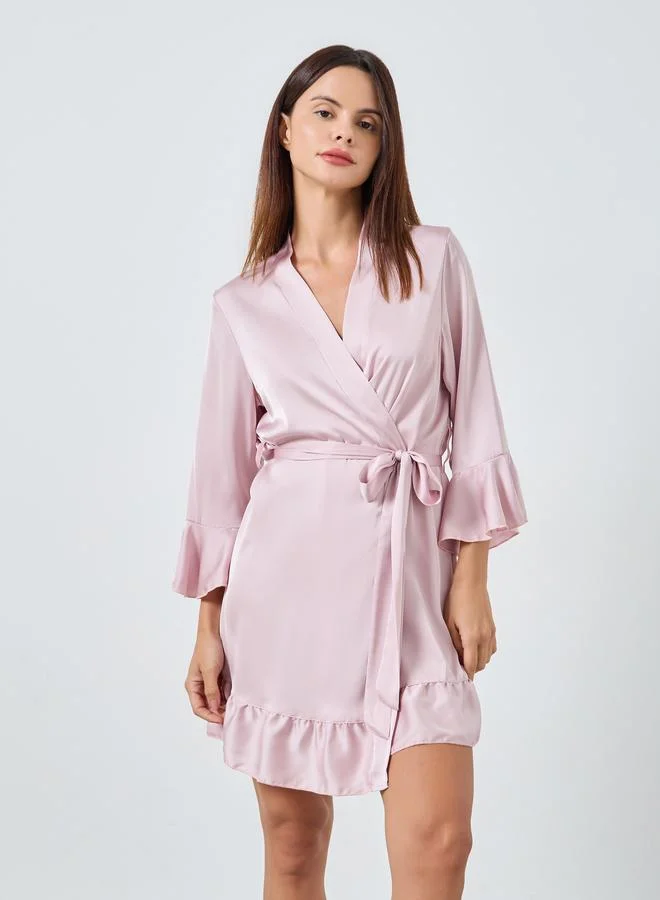 ستايلي روب ساتان بتفاصيل كشكش