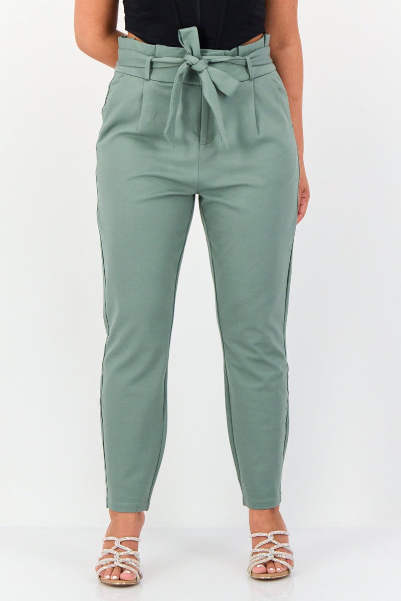 VERO MODA سروال نسائي بقصة عادية مستقيمة بطول 30 إنش مع حزام، لون أخضر مريمي - Image 1