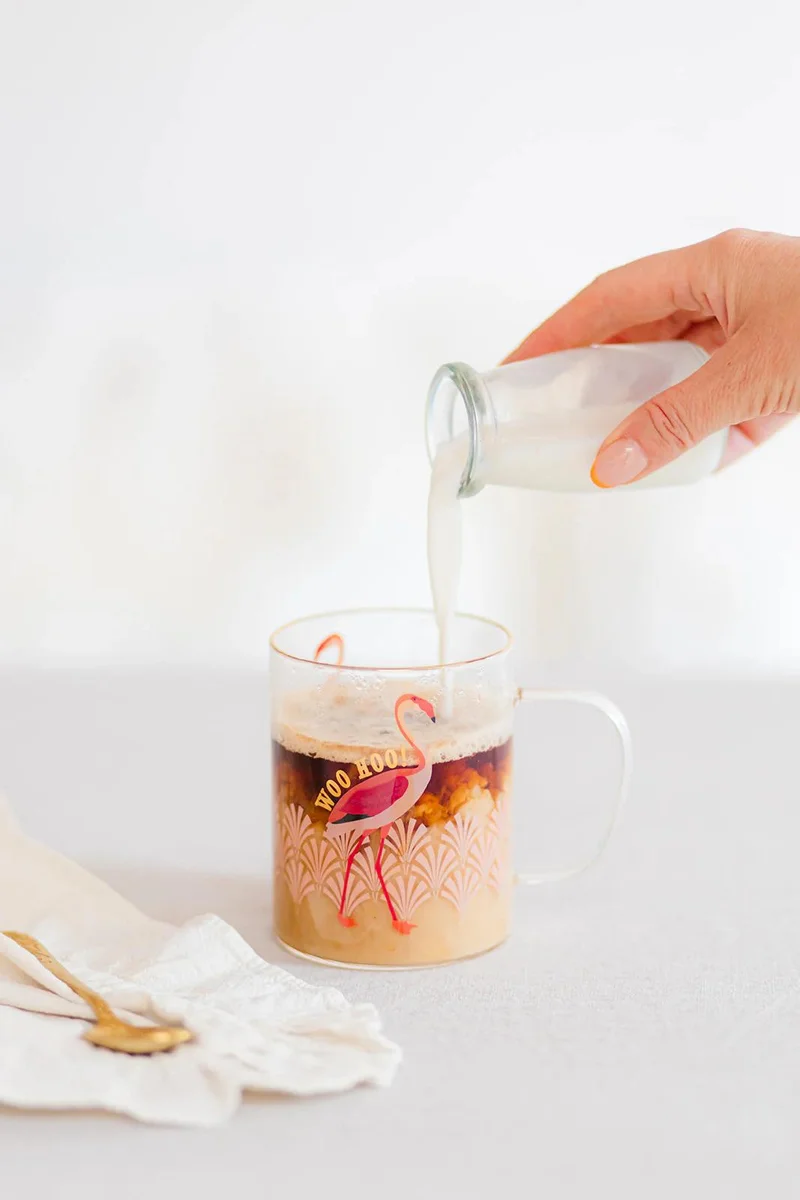 ايفون الين Flamingo Glass Mug