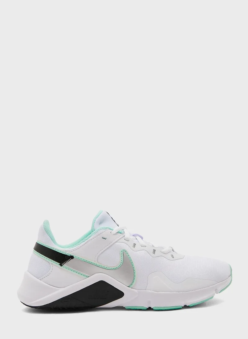 Nike Legend Essential 2