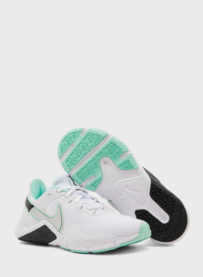 Nike Legend Essential 2