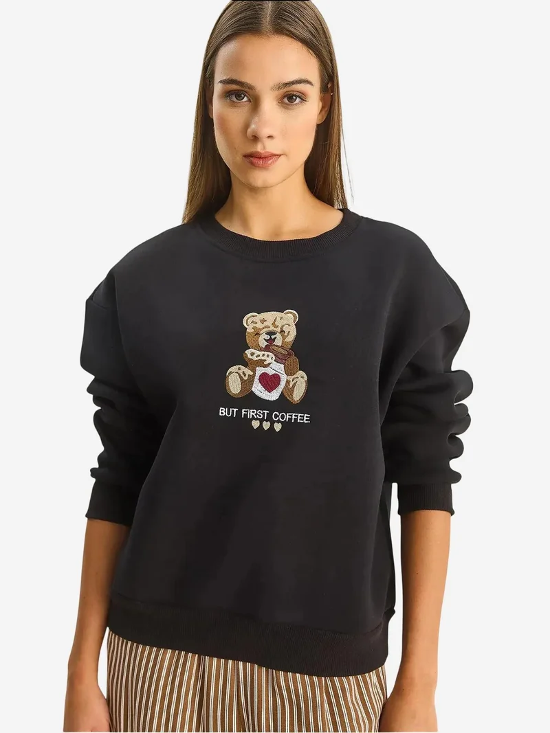 Bianco Lucci Black LUCCI Embroidered Crew Neck Long Sleeve Sweatshirt for Women | Best Price UAE