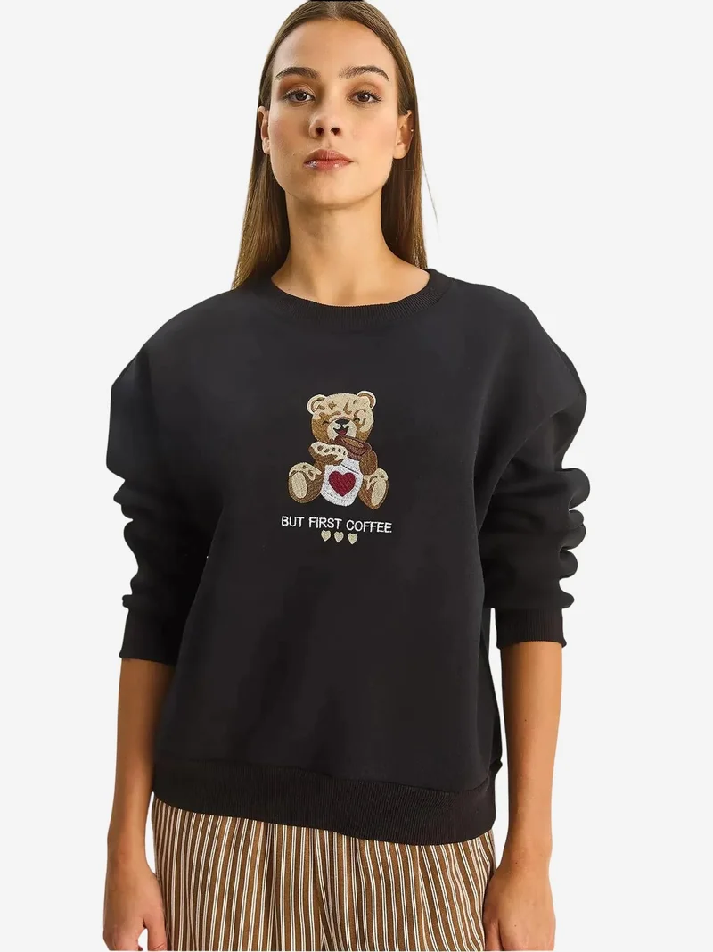 Bianco Lucci Black LUCCI Embroidered Crew Neck Long Sleeve Sweatshirt for Women | Best Price UAE