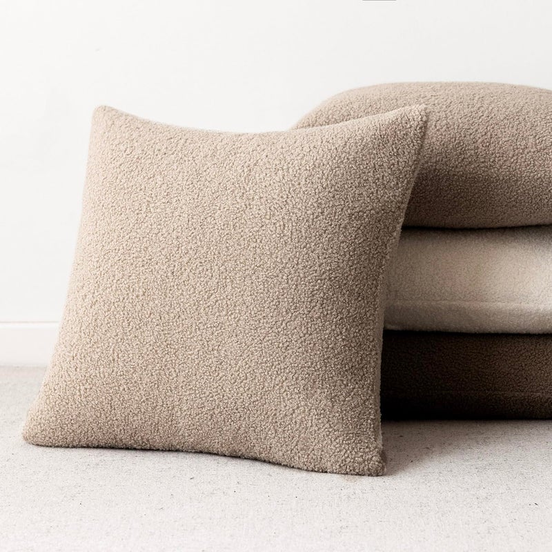 Foindtower حزمة Foindtower من 2 Faux Faux Fur Throw Throw Conval Covers Soft Fuzzy Plush Cushion Case with Zipper Cozy Pillowcase for Home Room Room Bed Sofa 22 × 22 Inch Beige - Image 5