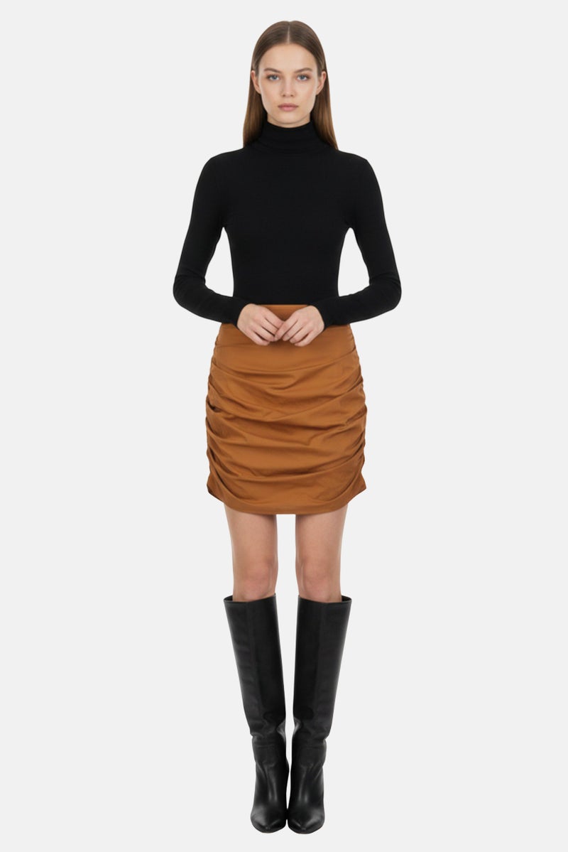 PUBLIC DESIRE تنورات ميني كاجوال منقوشة بحجم كيرف للنساء، بني - Image 1