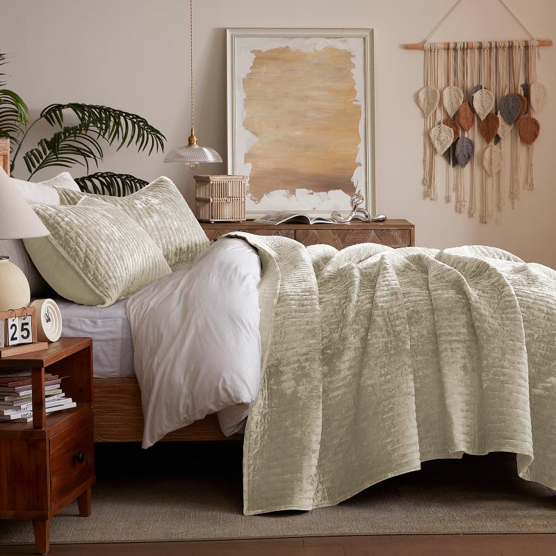 LEAONME Velvet Quilt Set Full/Queen Size 90''x98'', Lightweight Beige Velvet Comforter Set with 2 Matching Shams, Soft Cross Stitch Bedspread Coverlet Bedding Set for All Season - Image 3