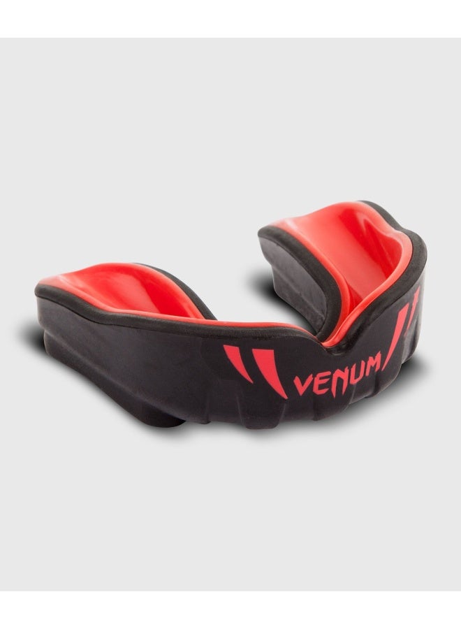VENUM Challenger Mouthguard for Kids-Black/Red - Image 5