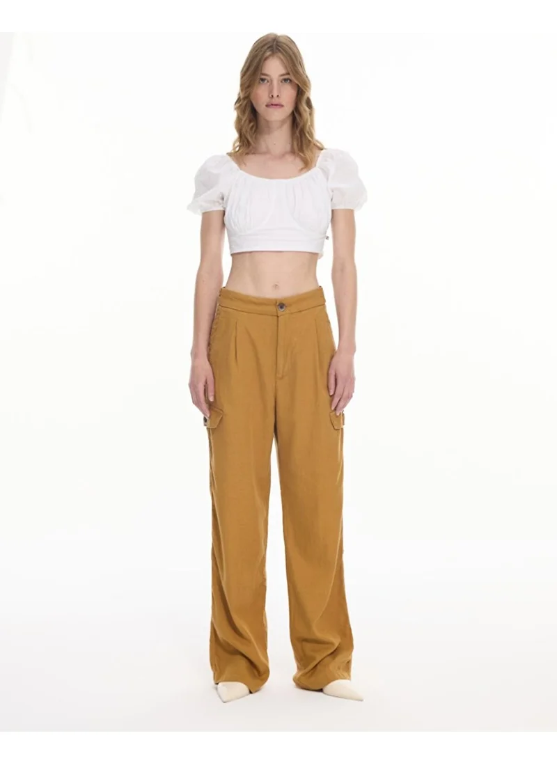 إل تي بي White Blouse