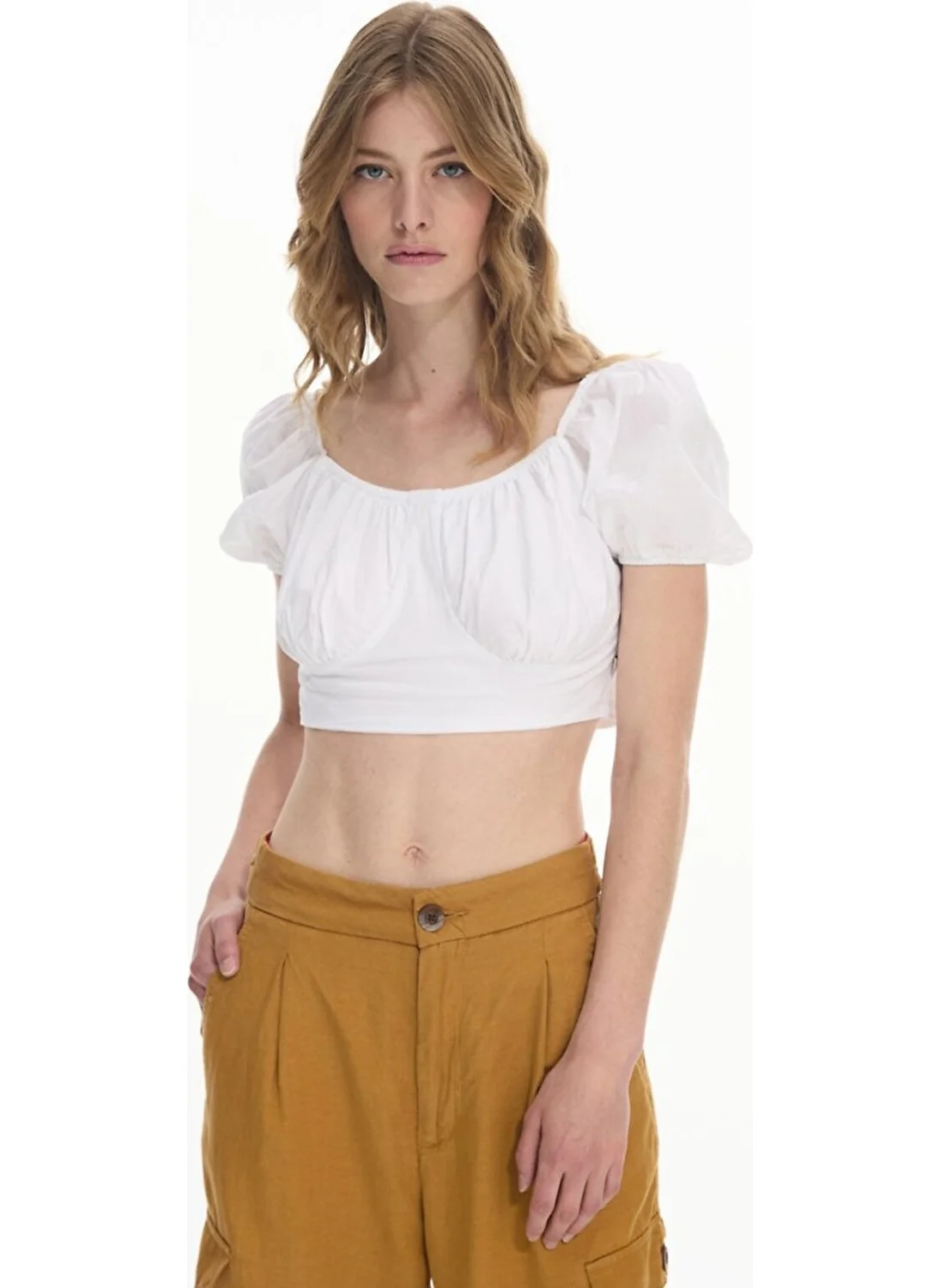 إل تي بي White Blouse