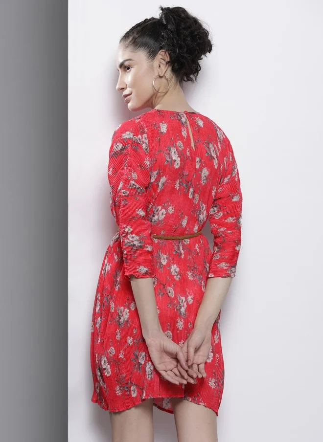 ساسافراس فستان ضيق مزين بالزهور للنساء