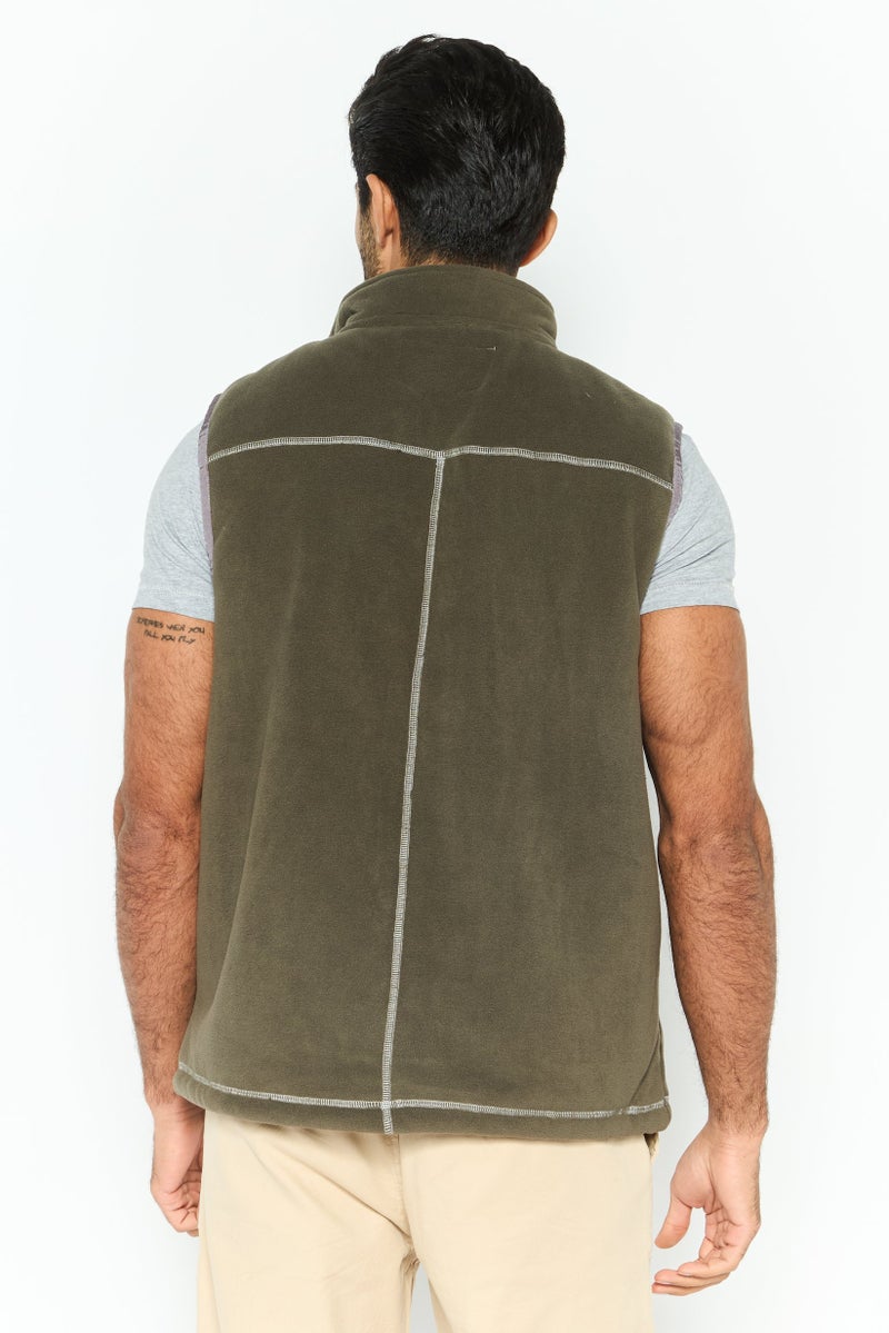 TRUE GRIT Men Textured Sherpa Full Zip Vest, Dark Olive - Image 4
