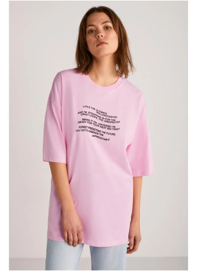 GRIMELANGE Grimelange Thessa Women's Crew Neck Short Sleeve Front Printed Detail Pink T-Shirt