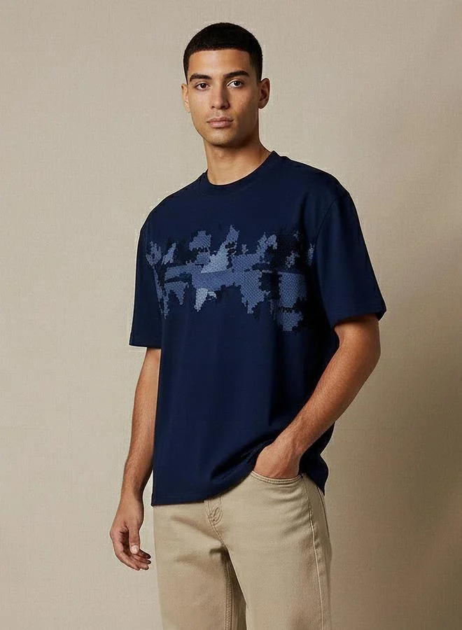 Lee Cooper Men Regular Fit Crew Neck Short Sleeve Embroidered T-shirt