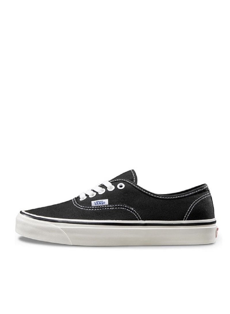 VANS Authentic Causal Low-top Shoes Black For Women/Men/Students - Image 1