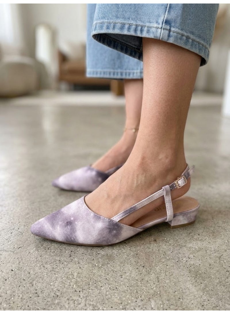 Trip Open-toe low-heeled shoe with ankle strap - Image 1