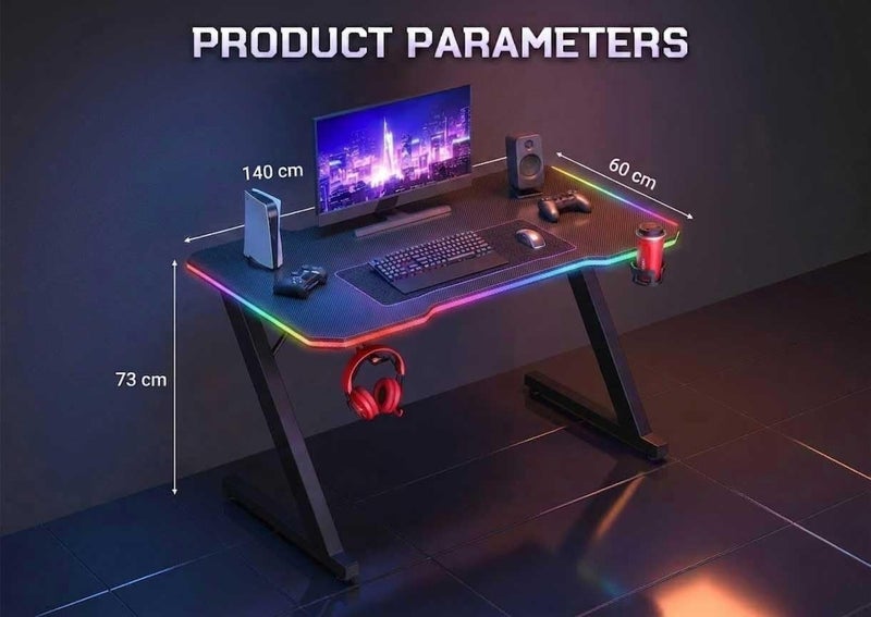 بلاك طاولة العاب بإضاءة RGB، على شكل حرف Z، مقاس 140 × 60 × 73 سم، بسطح بنقشة ألياف الكربون، حامل كوب، خطاف سماعات (أسود) - Image 3