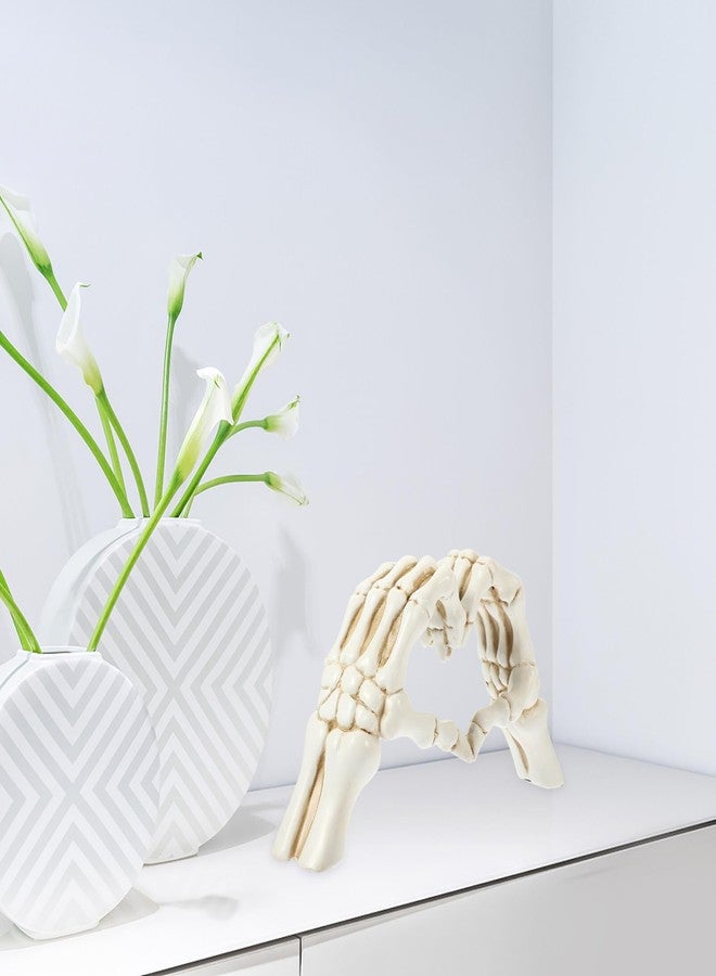 HOMSFOU Heart Shaped Finger Gesture Sculpture Resin Skeleton Hand Love Gesture Statues for Wedding Halloween Desk Bookshelf Decor - Image 4