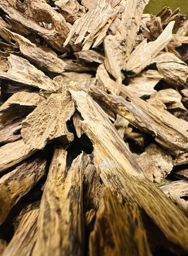 أودي Malaysian Duggha Oud Wood –Terengganu Premium Natural Agarwood Chips 12 Grams - Image 1
