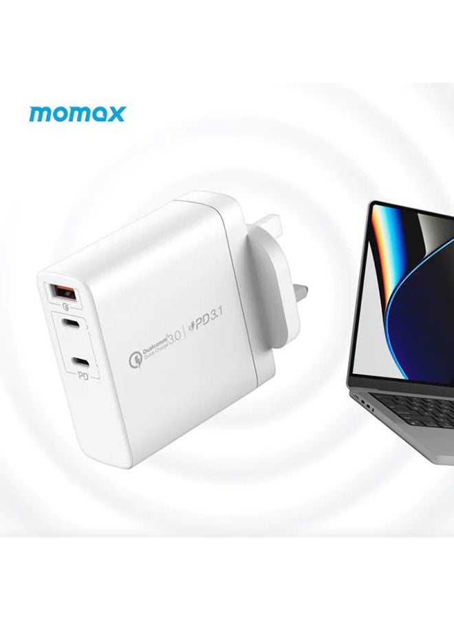 Momax One Plug GaN 140W 3-Port Fast Charger 2 USB-C and USB-A port - White - Image 2