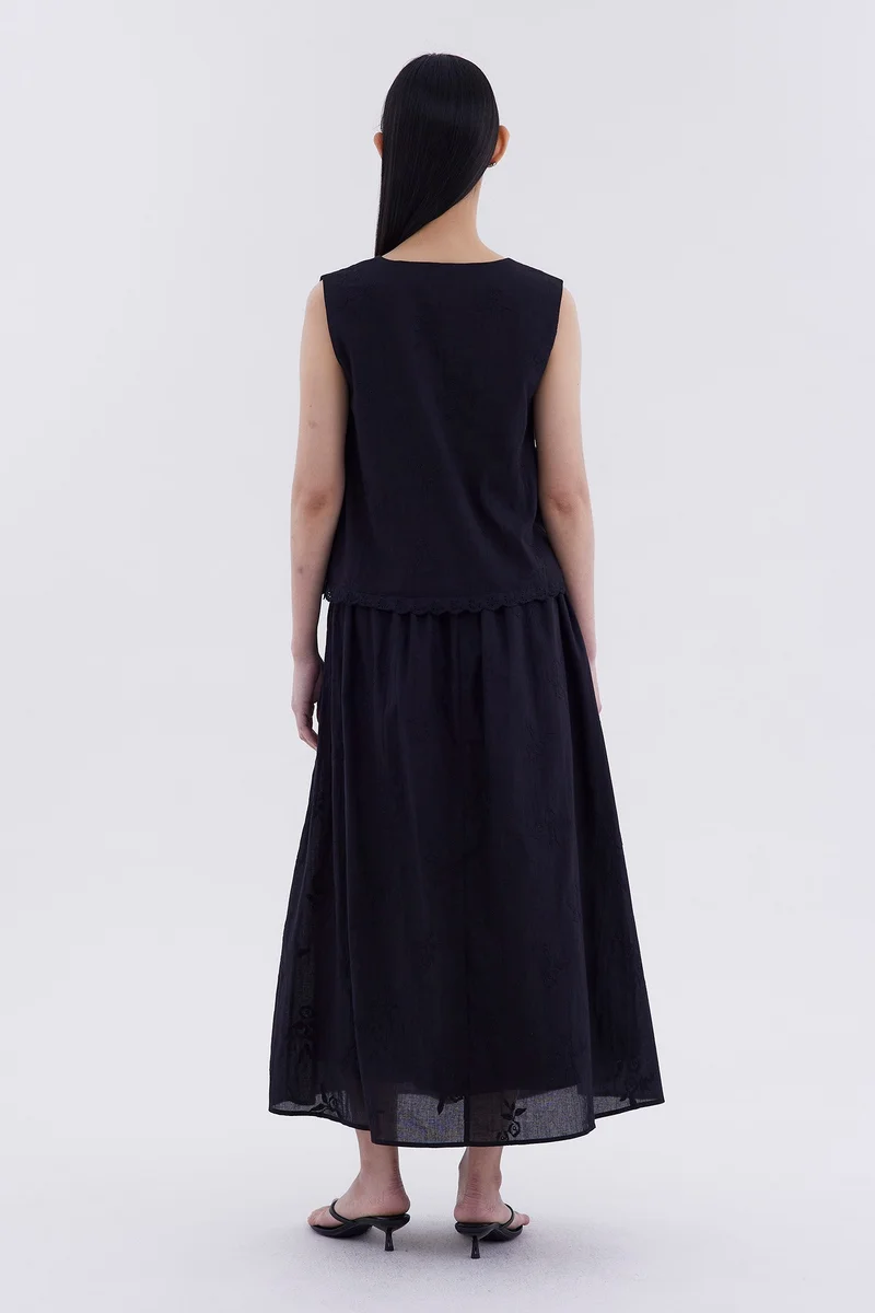 ذا اديتورز ماركت Solara V Neck Top