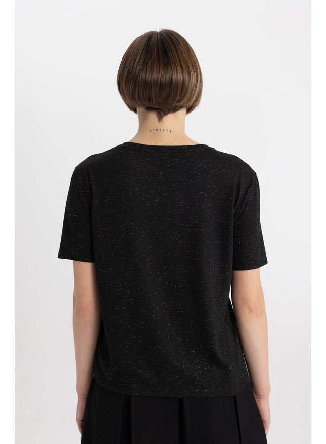 DeFacto Woman Relax Fit Crew Neck Knitted Short Sleeve T-Shirt  - Image 4
