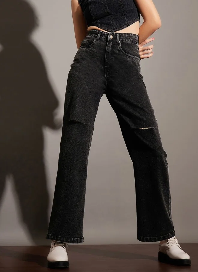 SASSAFRAS Stretchable Black Slash Knee Jeans for Women