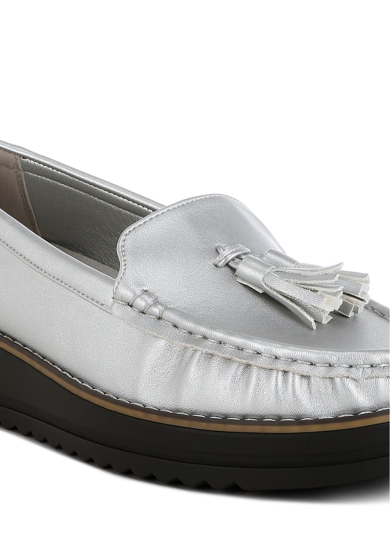 London Rag Metallic Tassel Detail Loafers in Silver  - Image 5