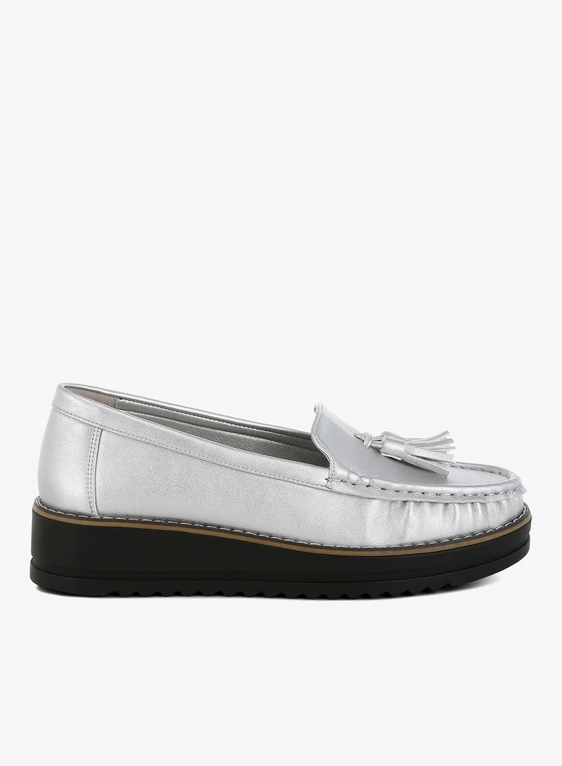 Metallic Tassel Detail Loafers in Silver